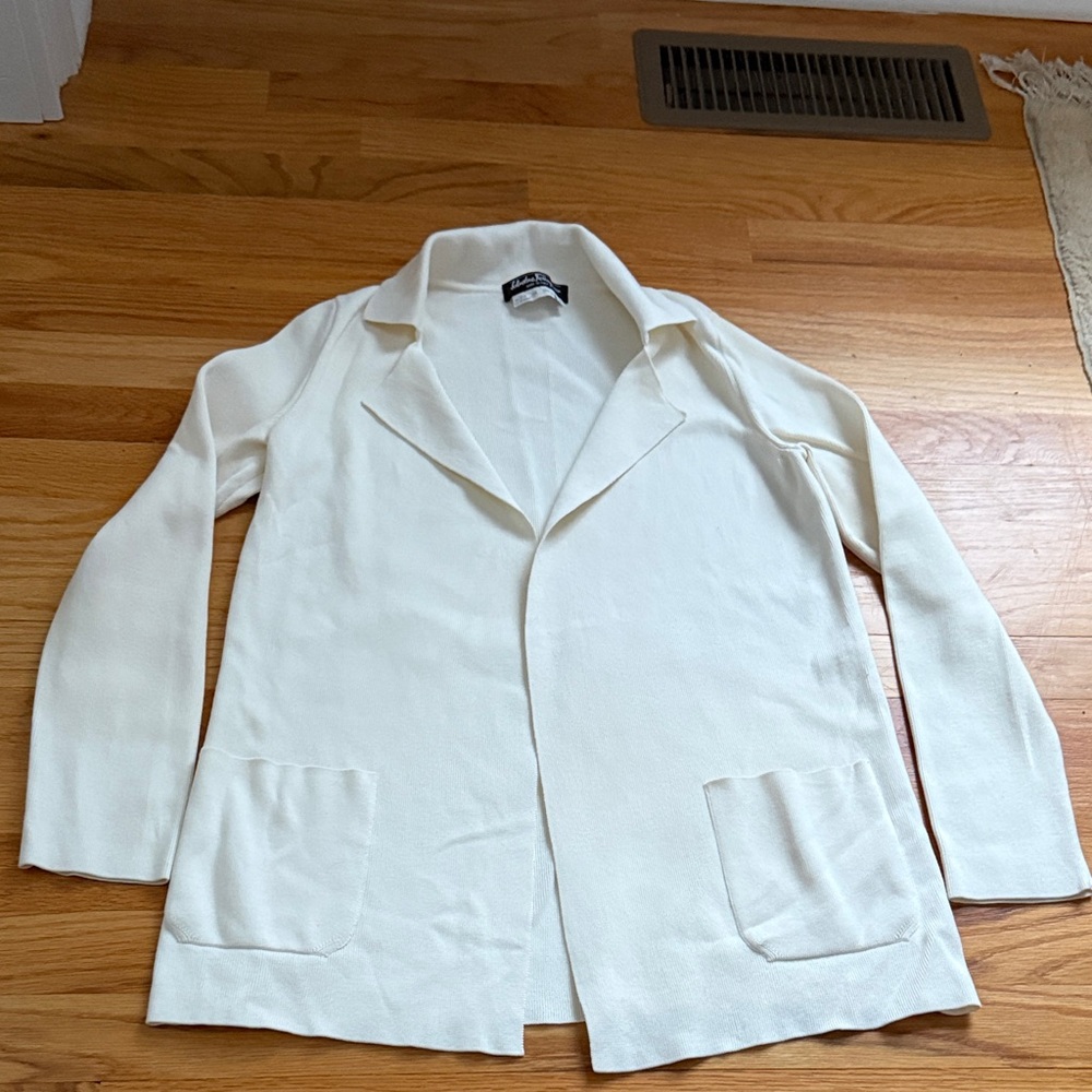 Salvatore Ferragamo Cream Knitwear